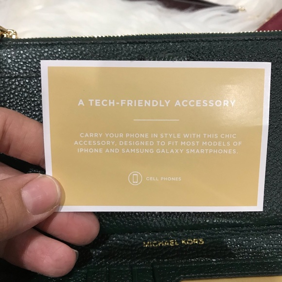 Firm❗️Michael Kors Double Zipper wallet/phone case - Picture 6 of 8